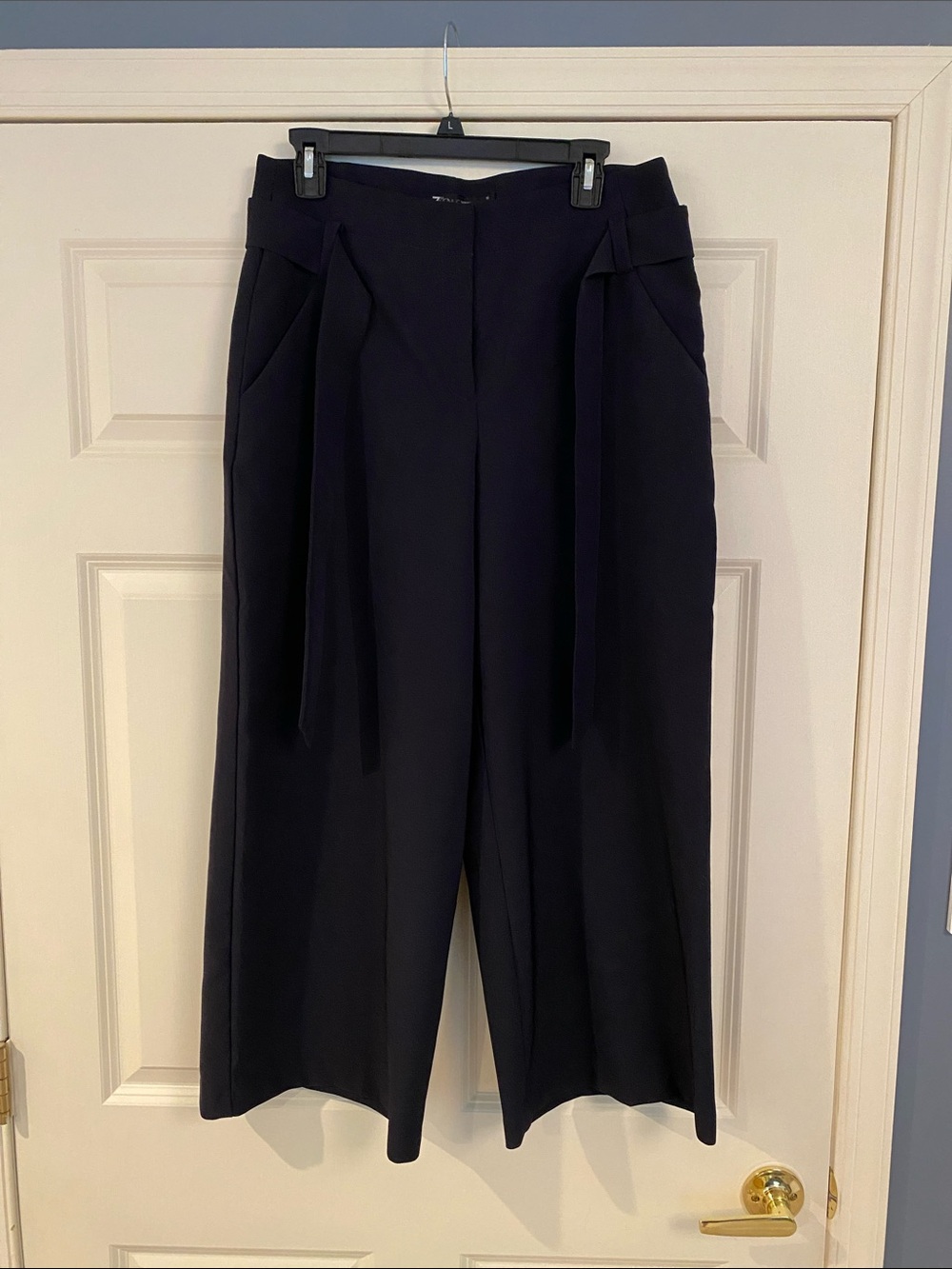 New York & Company Dark Navy Wide-Leg Crop Pants with Belt and Pockets